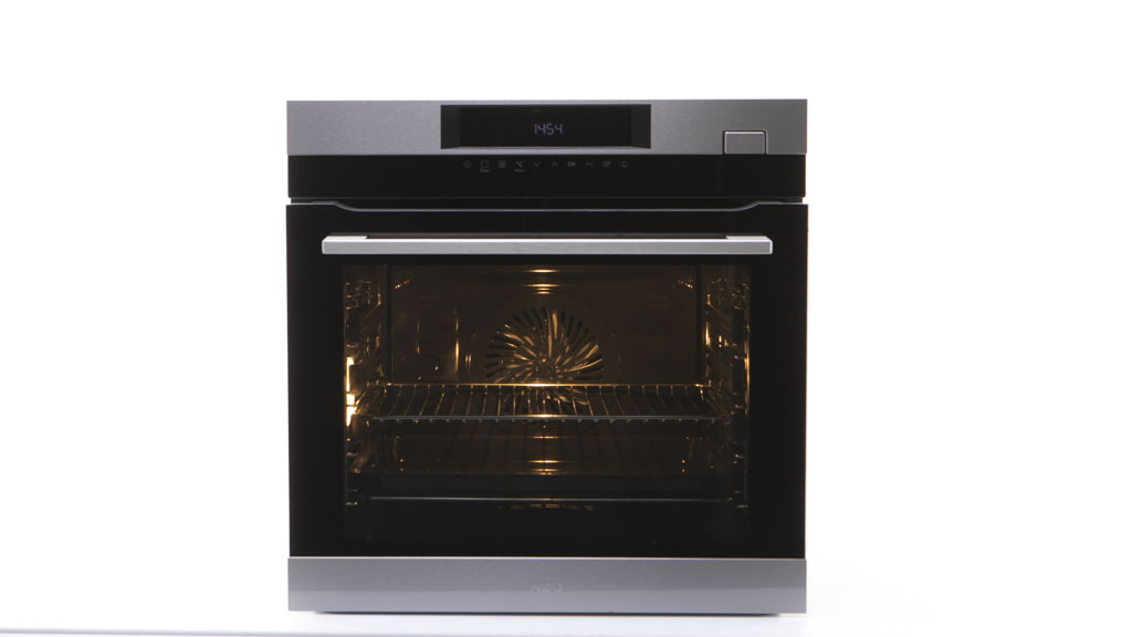 AEG 60cm SteamCrisp Oven BSK774320M